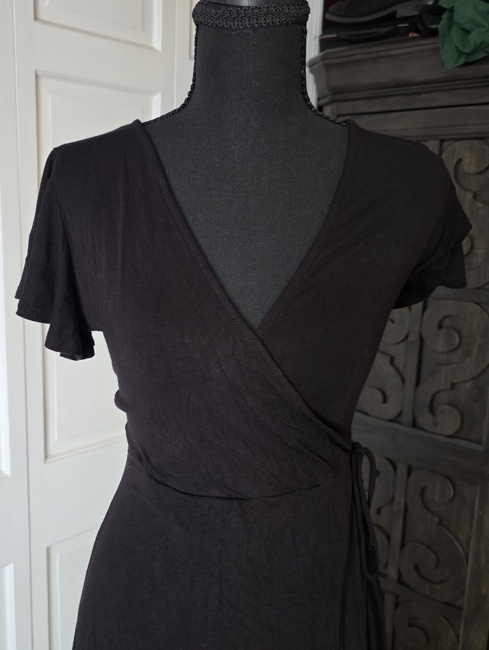 Rolla Coster Black Wrap Dress Short Sleeve Asymmetrical Hem Flowy Medium - Picture 2 of 2